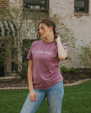 I like dogs. | Core Tee | Berry | Unisex